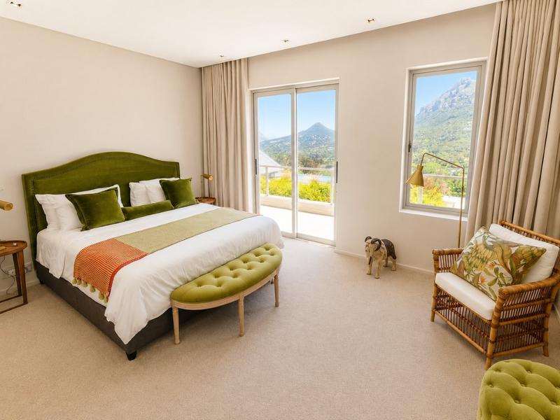 To Let 5 Bedroom Property for Rent in Hout Bay Western Cape